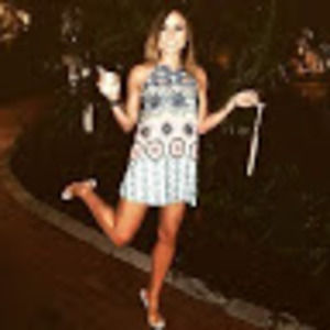 Meet your Posher, Danielle